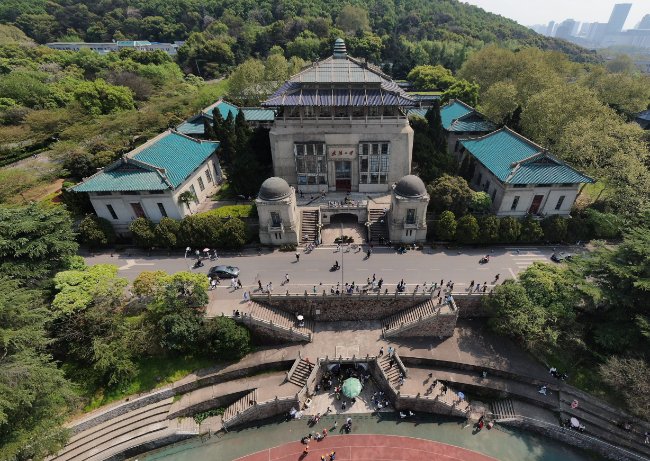 武汉高校迎新网站建设哪家靠谱推荐-1