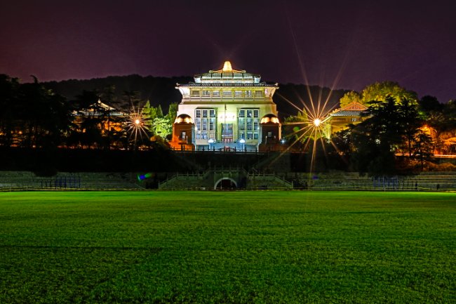 武汉高校师生交流论坛建设方案推荐